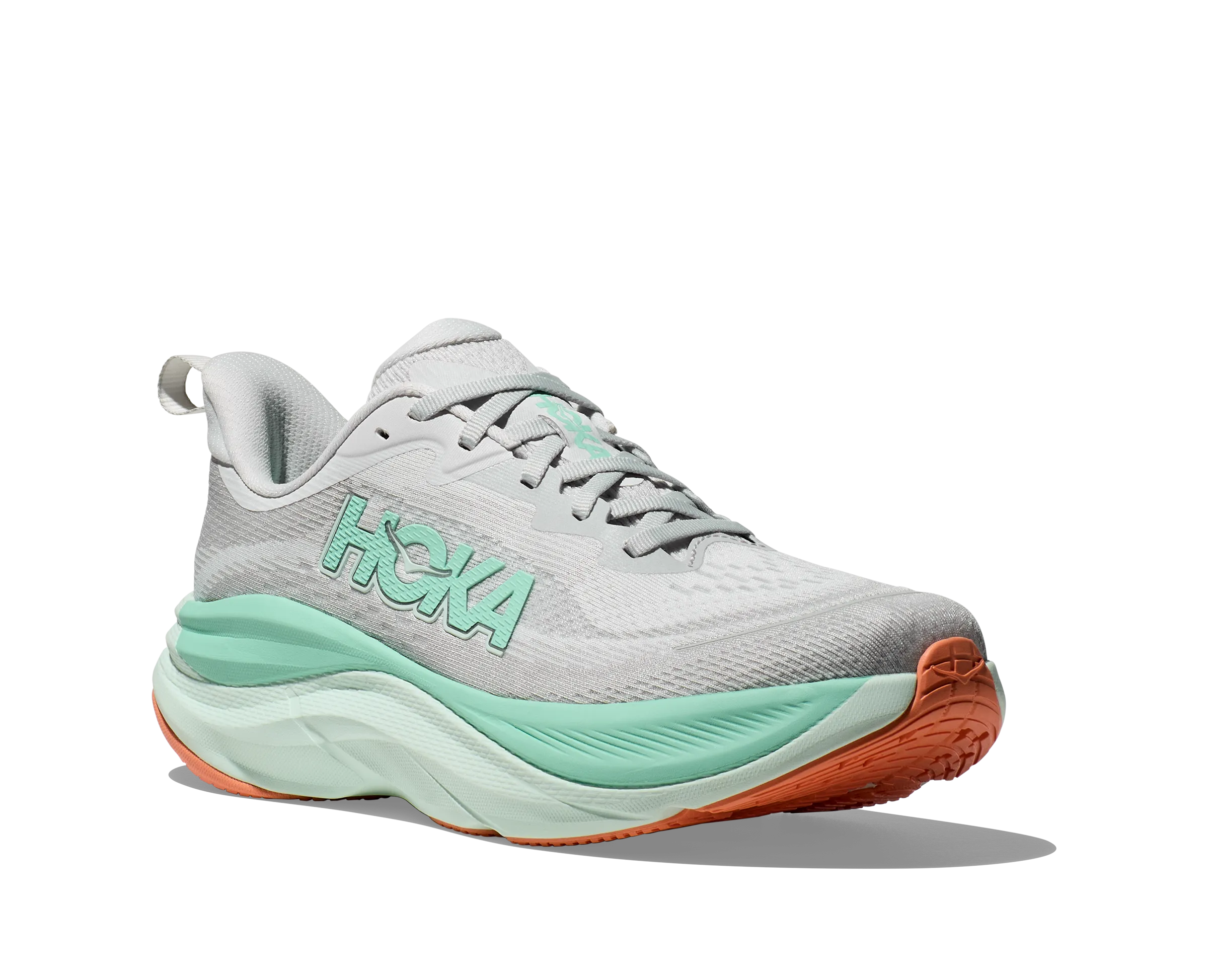 W Hoka Skyflow