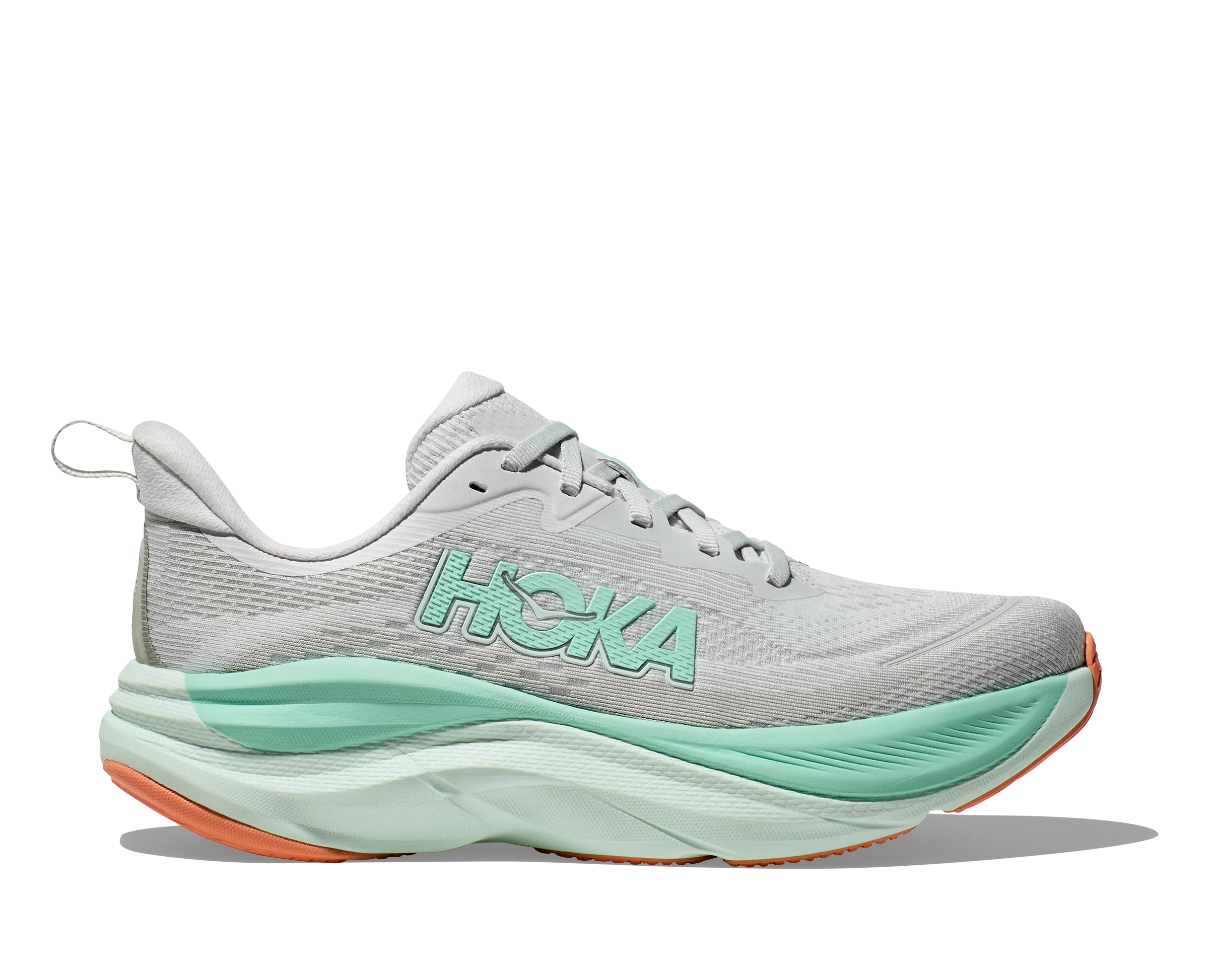 W Hoka Skyflow